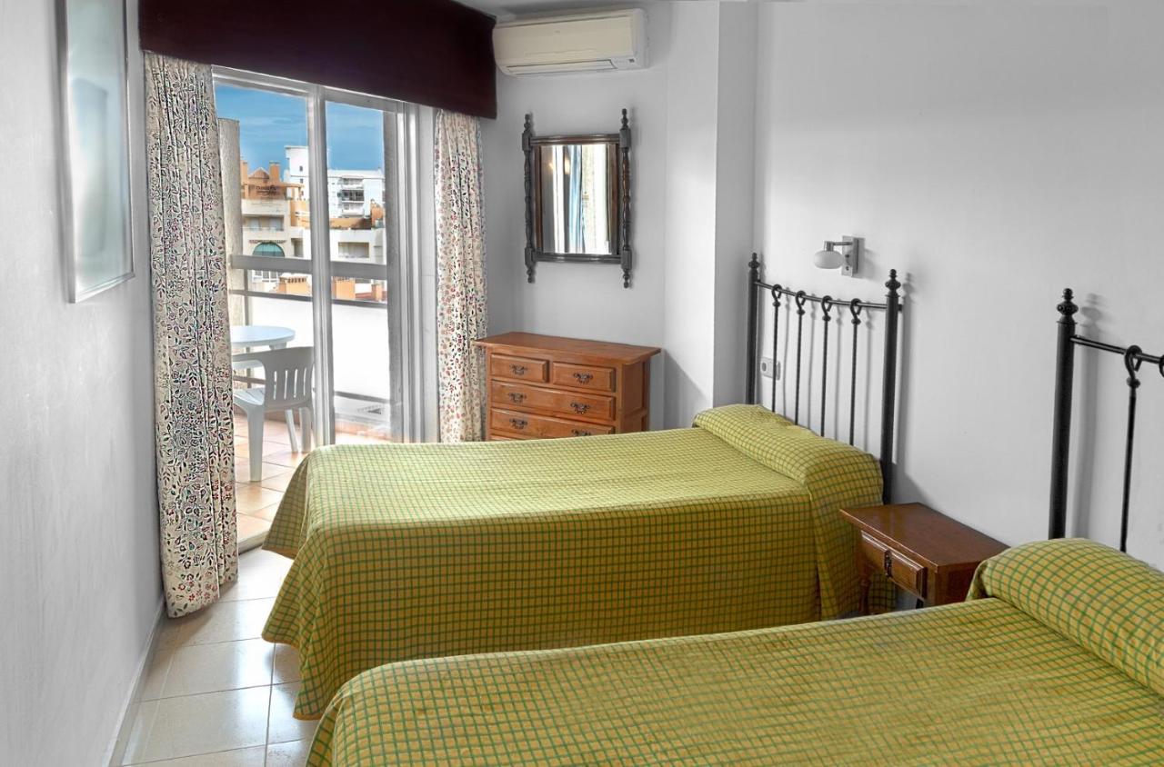 Apartamentos Chinasol Almunecar Room photo