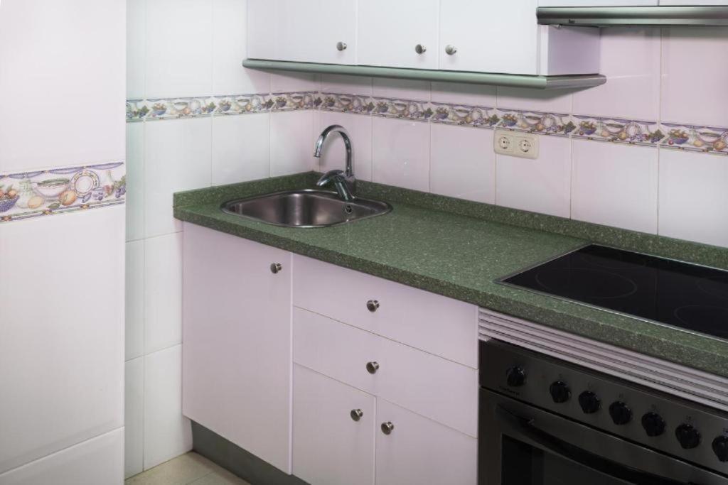 Apartamentos Chinasol Almunecar Room photo